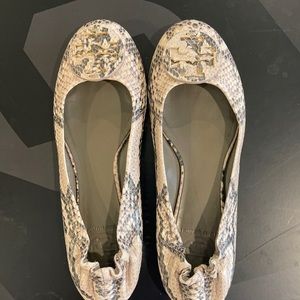 Tory Burch flats snake